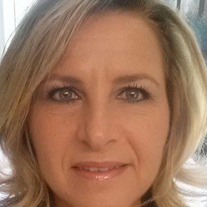 Meet your Posher, Kay